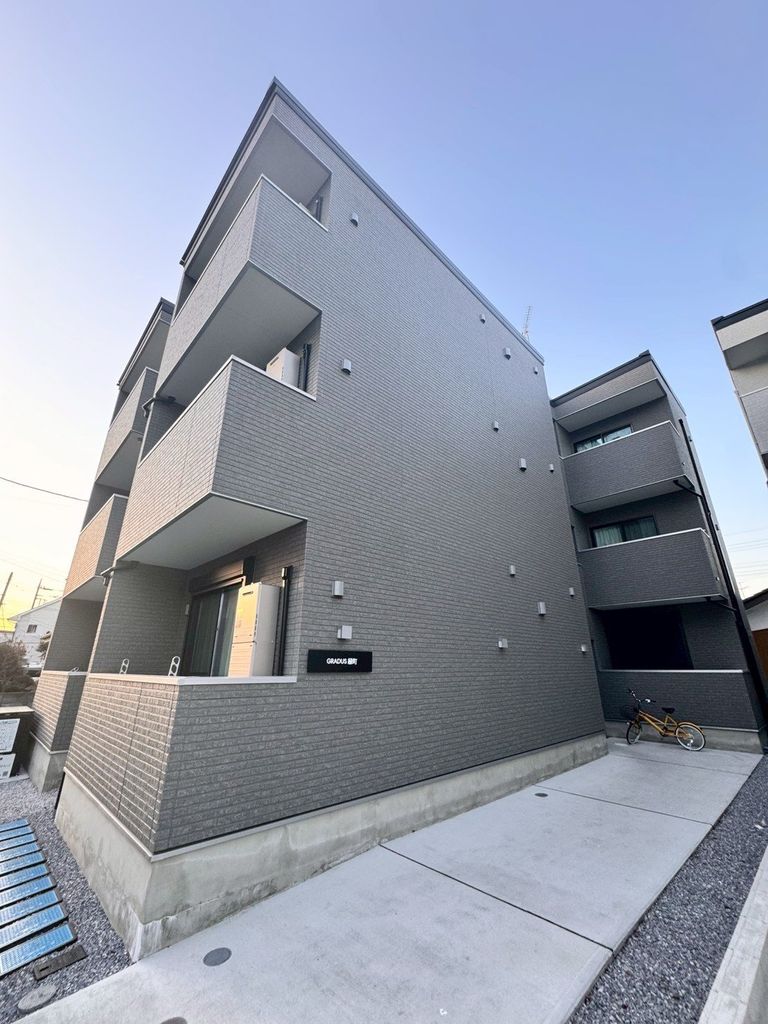 エントランス　外観