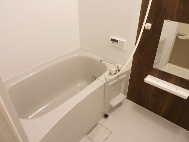 バス・シャワールーム　浴室
