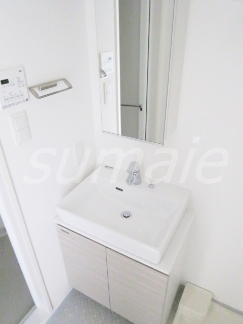 洗面設備　おしゃれな独立洗面台です☆