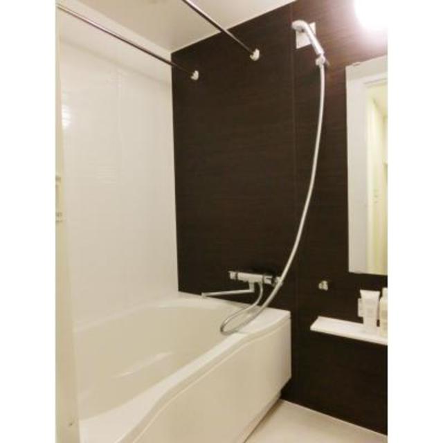 バス・シャワールーム　※写真は同タイプ住戸です。