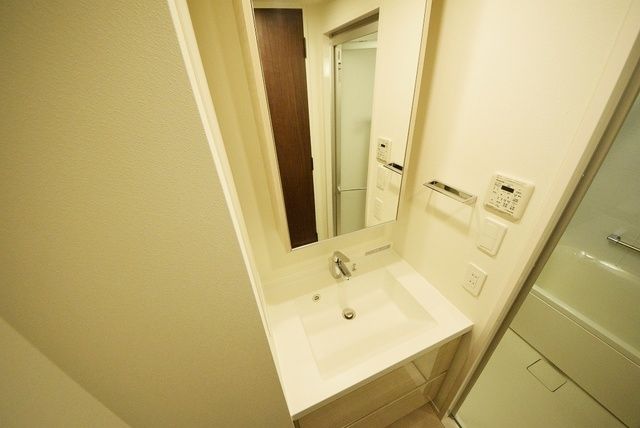 洗面設備　お部屋探しは株式会社　タウンハウジング　までお気軽にお問合…