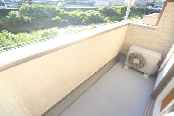バルコニー　※別部屋の写真です