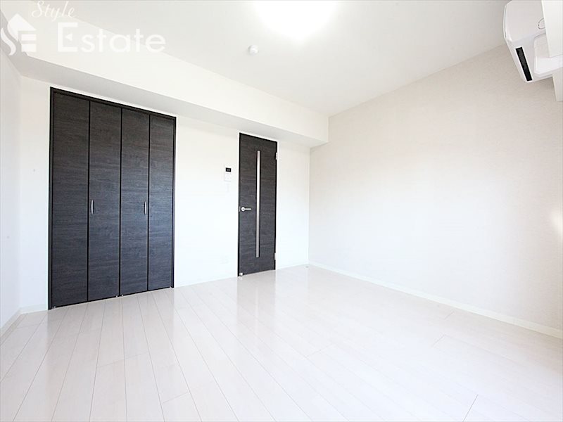 居室・リビング　内装