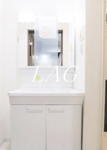 洗面設備　洗面台です。