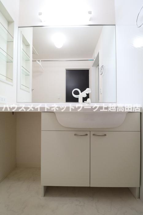 洗面設備　洗髪洗面化粧台