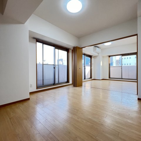 居室・リビング　同仕様タイプです