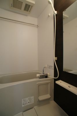 バス・シャワールーム　☆ゆったりくつろげるお風呂☆