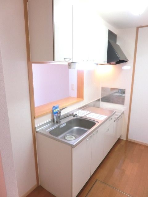 キッチン　お話ししながら料理が出来るカウンターキッチンです