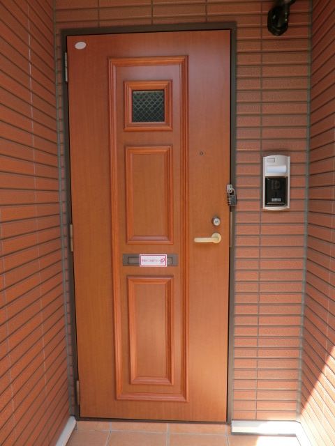 セキュリティ　訪問者の顔が見えて安心TVモニターホン付きです