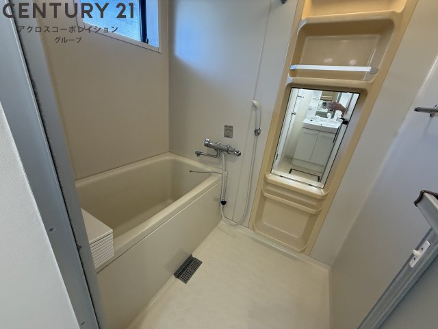 バス・シャワールーム　バストイレ別です！