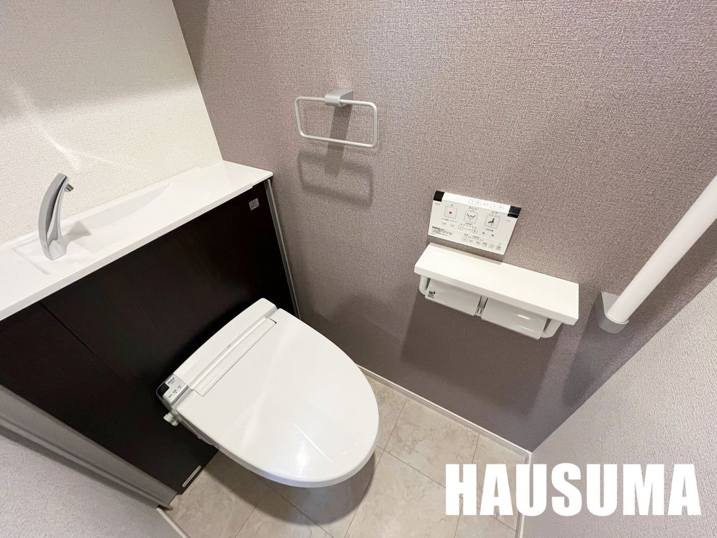 トイレ　※他号室写真使用
