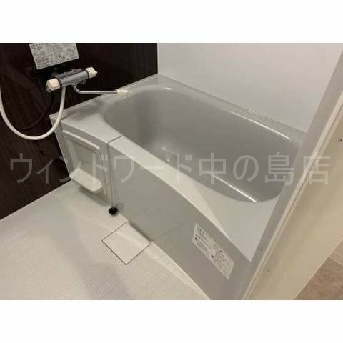 バス・シャワールーム　詳細は、ウィンドワード中の島店までご相談下さい。