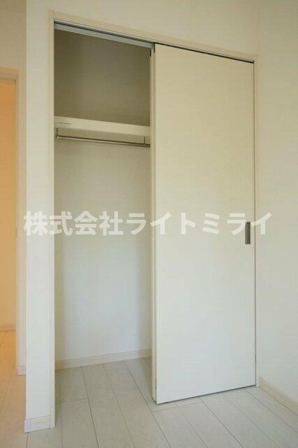 収納　クローゼット?
