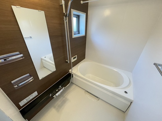 バス・シャワールーム　※別部屋の写真です