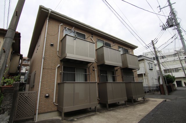 建物外観　2006年完成♪インターネット無料♪
