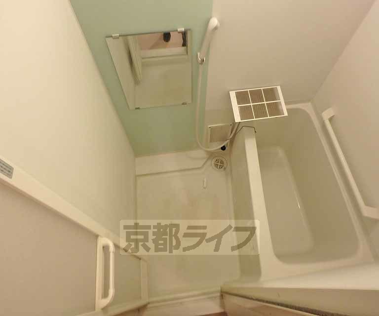 バス・シャワールーム　綺麗なバスルームです