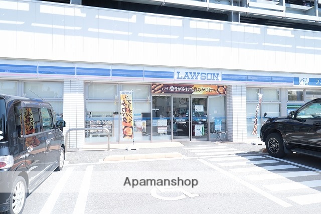 コンビニ　ローソン（コンビニ）まで309m