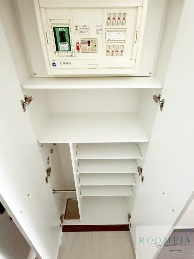 玄関　物件画像