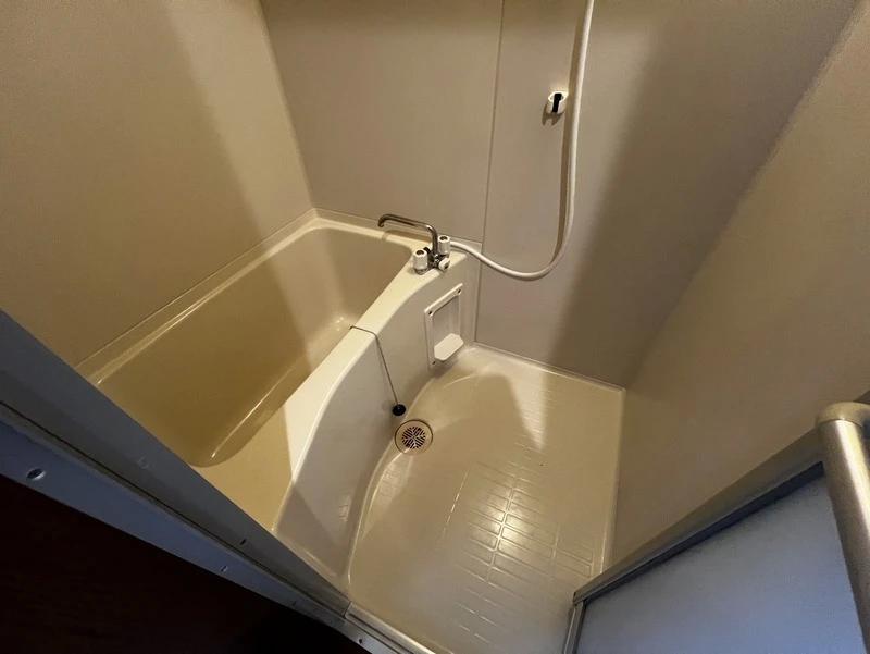 バス・シャワールーム　バス・トイレ別