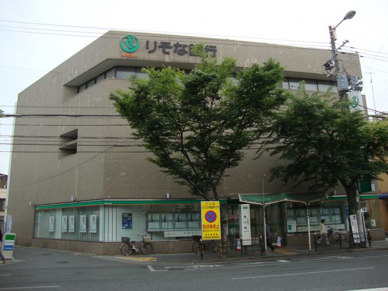 銀行　りそな銀行 鶴橋支店（銀行）まで376m