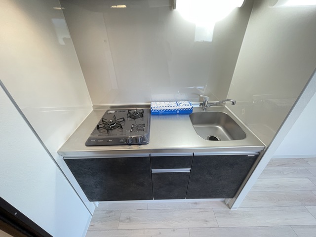 キッチン　別部屋参考写真です