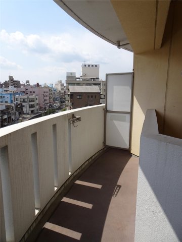 バルコニー　日当たりの良いゆったりとしたバルコニー♪