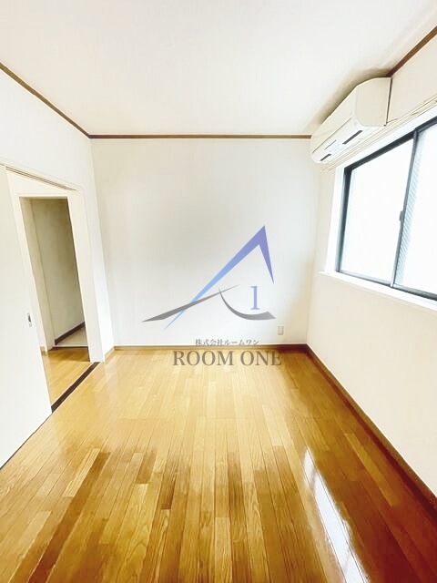 居室・リビング　洋室のお部屋です。