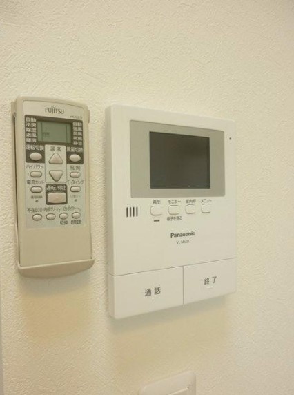 セキュリティ　モニター付きインターホンで防犯面も安心です！