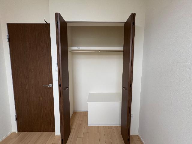 収納　洋室クローゼット（イメージ）