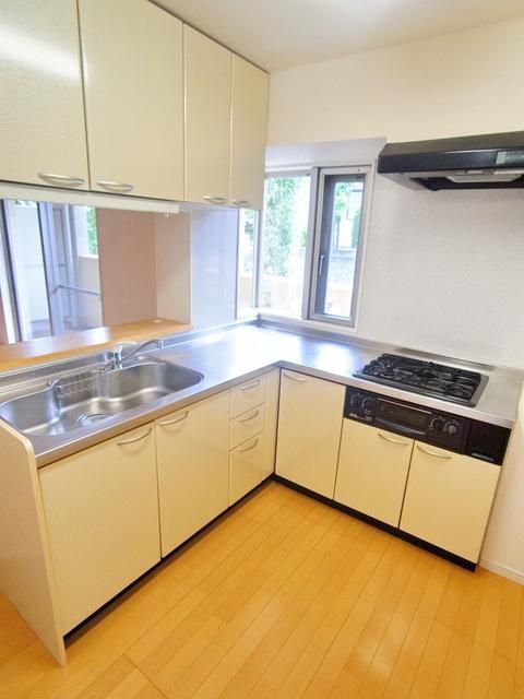 キッチン　★お部屋探しは株式会社タウンハウジング東京まで★