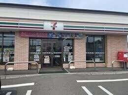 コンビニ　セブンイレブン石狩花川南5条店（コンビニ）まで273m