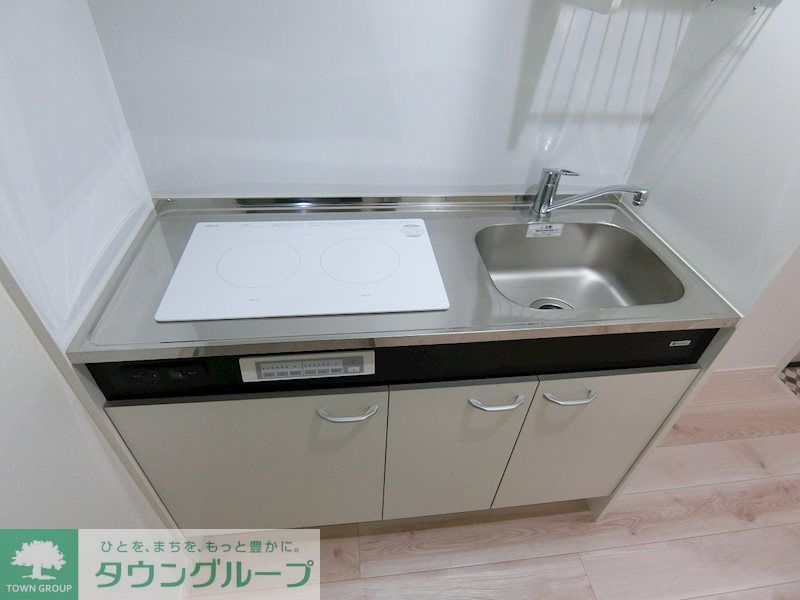 キッチン　2口IHコンロ。料理好きな方にも嬉しいですね！