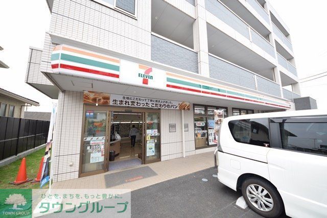 コンビニ　セブンイレブン横浜鶴ヶ峰本町南店（コンビニ）まで390m