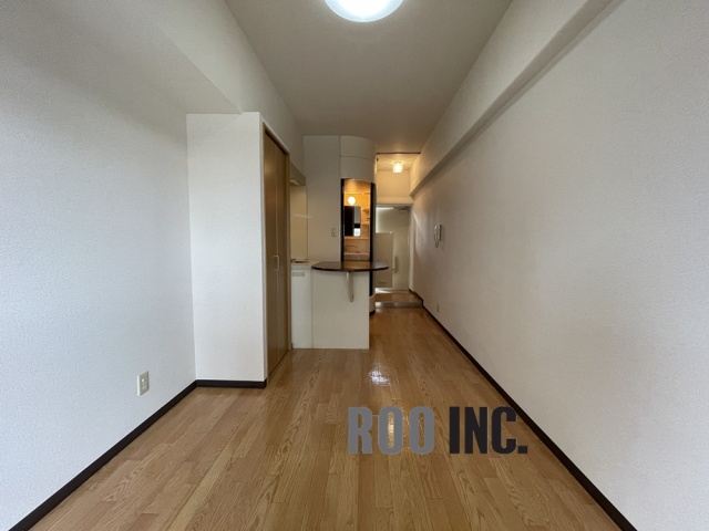 居室・リビング　写真は反転のお部屋です