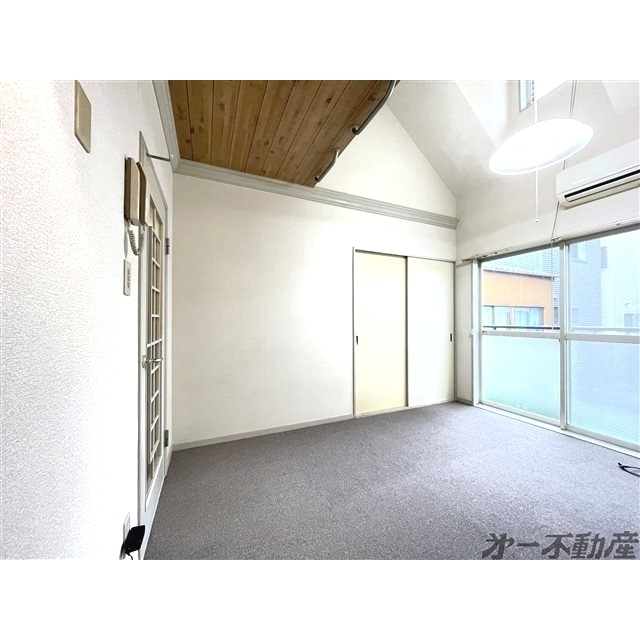 建物外観　洋室