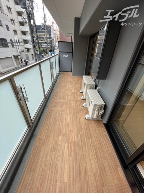 バルコニー