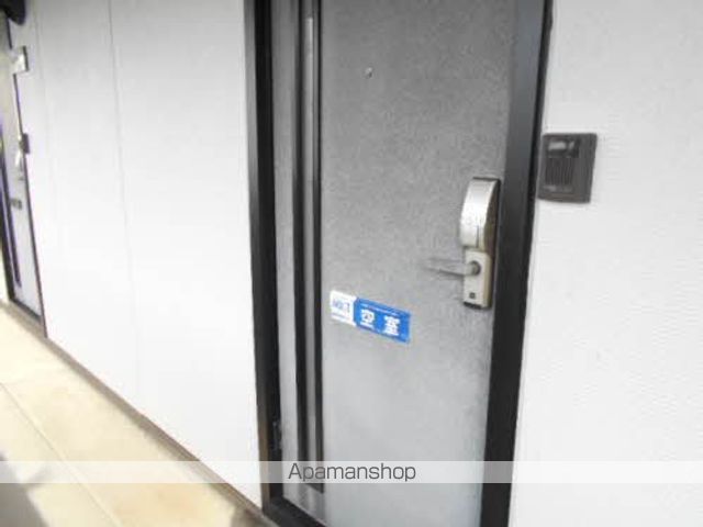 ＪＲ奥羽本線 秋田駅 バス乗車時間：20分 最寄りバス停で下車 徒歩1分 2階建 築24年の外観写真