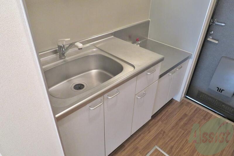 キッチン　調理スペースも広くとられており、使いやすそうなキッチンです。