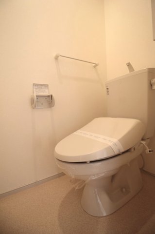 トイレ　落ち着いたトイレです