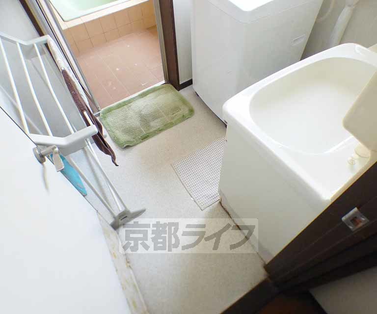 洗面設備　共同共有使用スペース