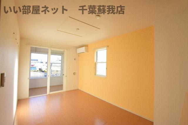居室・リビング　ゆったりとした居間です