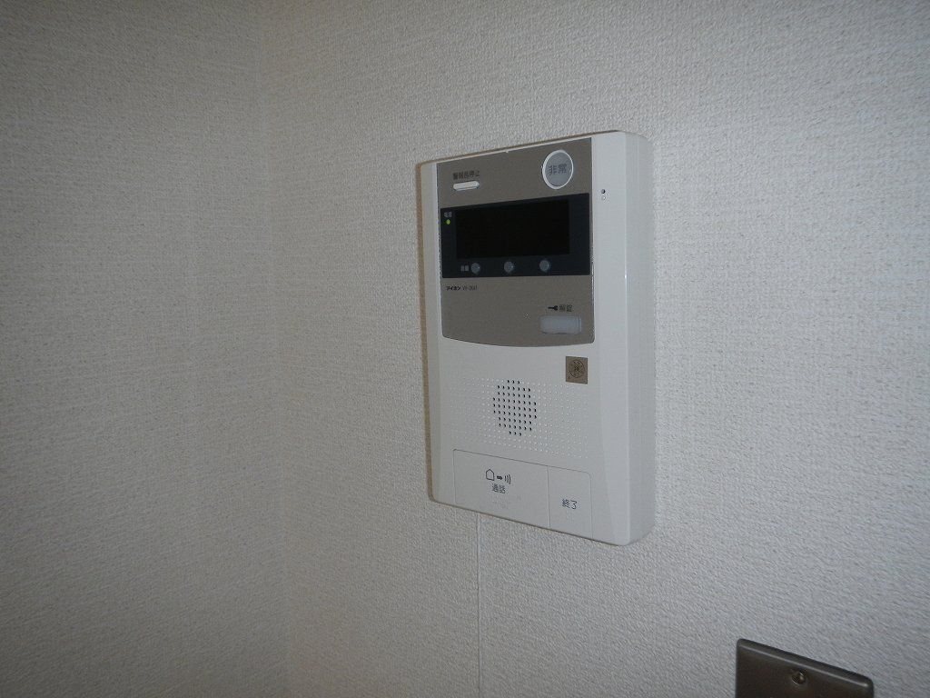 セキュリティ　TVモニター付きインターホン(別部屋参考写真)