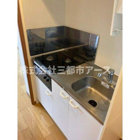 キッチン　※別部屋参考写真