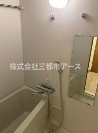 バス・シャワールーム　※別部屋参考写真