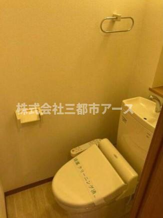トイレ　※別部屋参考写真