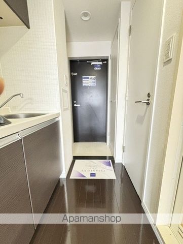 都営新宿線 大島駅 徒歩5分 8階建 築19年の玄関写真