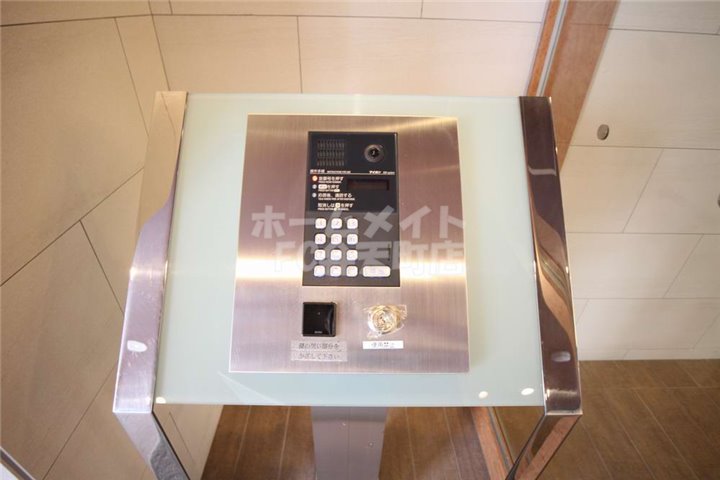 セキュリティ　オートロック完備