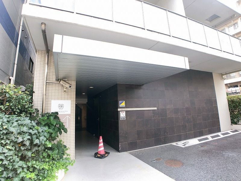 エントランス　エントランス