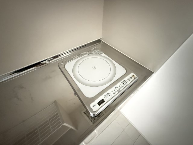 その他設備　嬉しいIHコンロ付きです！