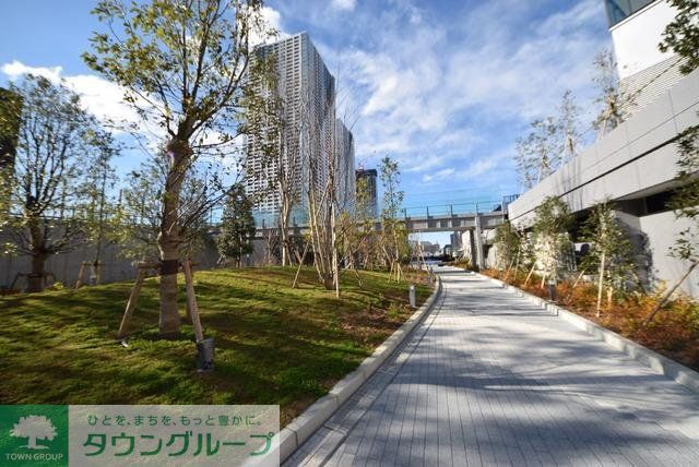 その他共有部分　緑のある敷地内通路